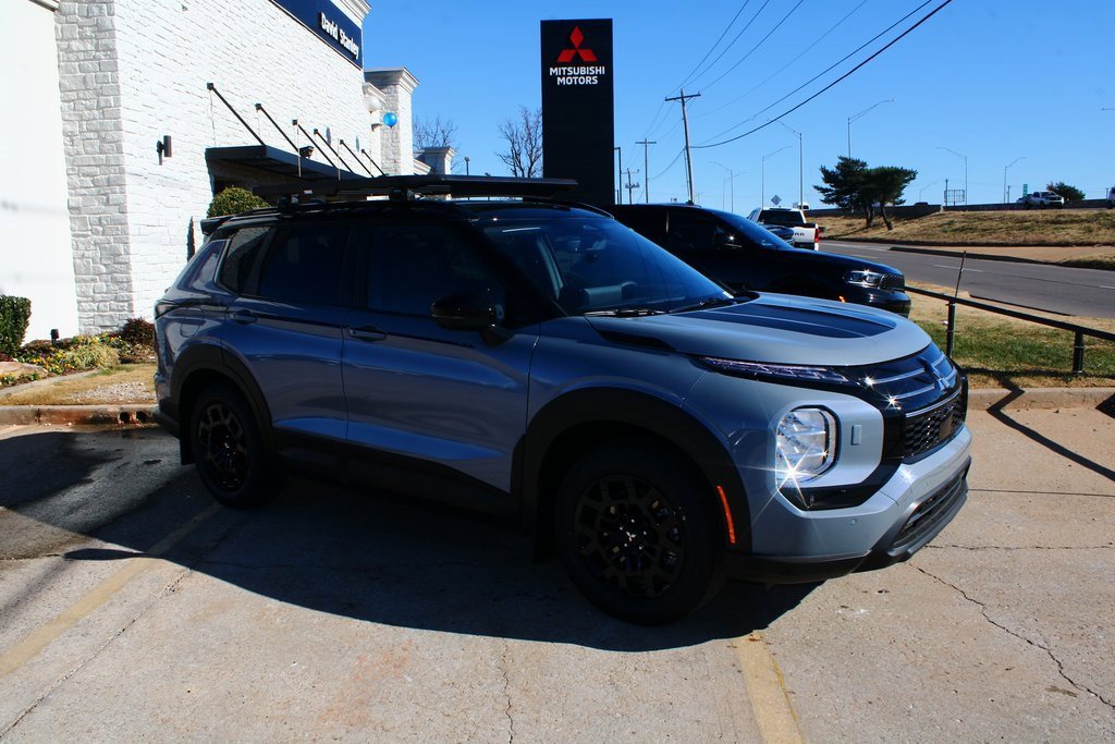 New 2026 Mitsubishi Outlander Trail Edition image 6