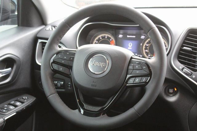 Used 2023 Jeep Cherokee Altitude Lux image 22