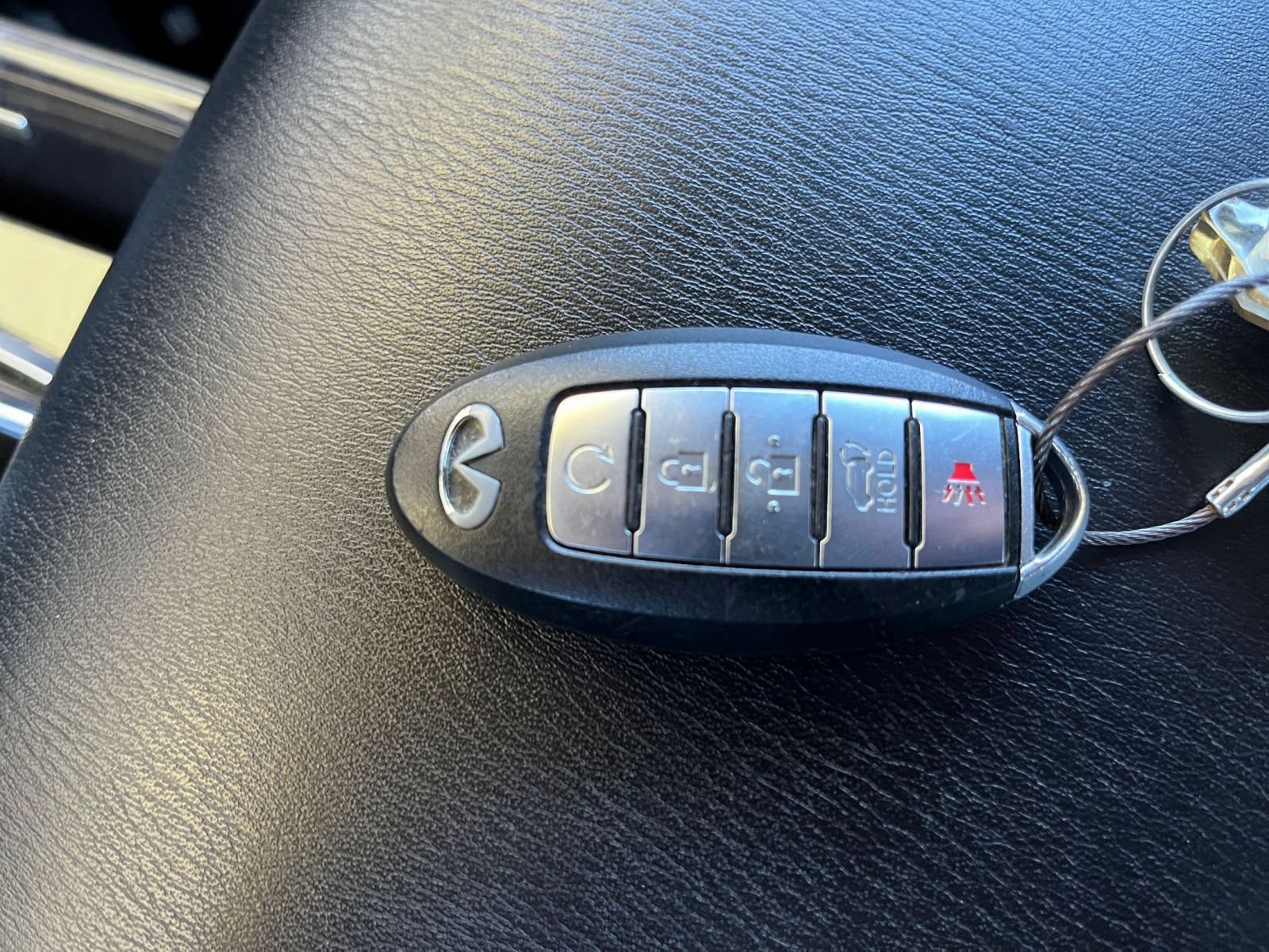 Used 2022 INFINITI QX80 Luxe AWD/4WD image 19