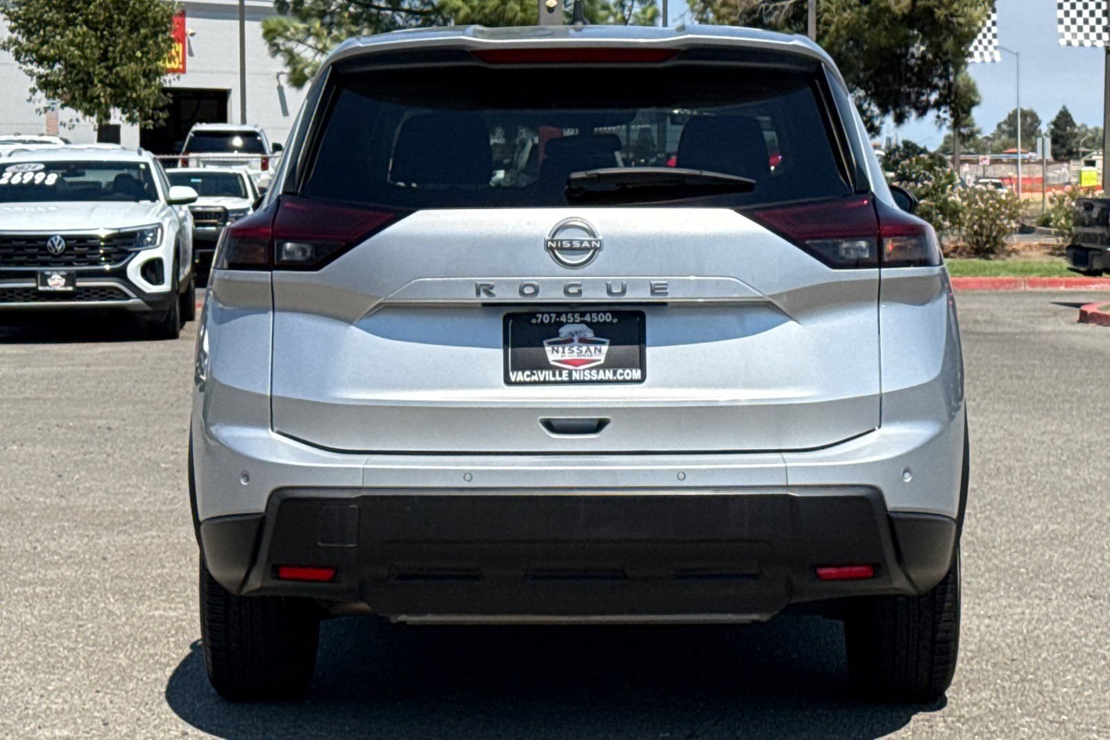 Used 2024 Nissan Rogue S FWD image 7