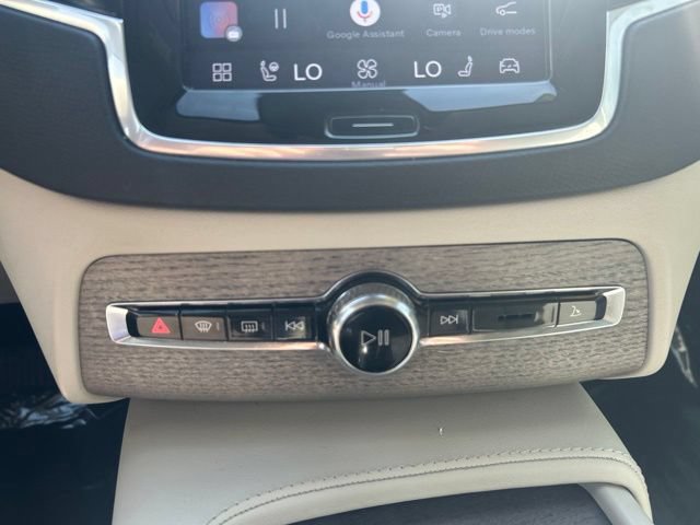Certified 2023 Volvo XC90 B6 Plus w/ Protection Package Premier AWD/4WD image 27