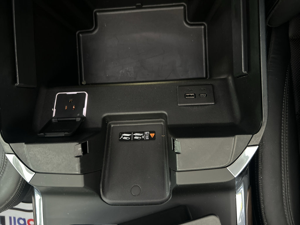 Used 2025 Chevrolet Silverado 2500 High Country w/ High Country Premium Package AWD/4WD image 37