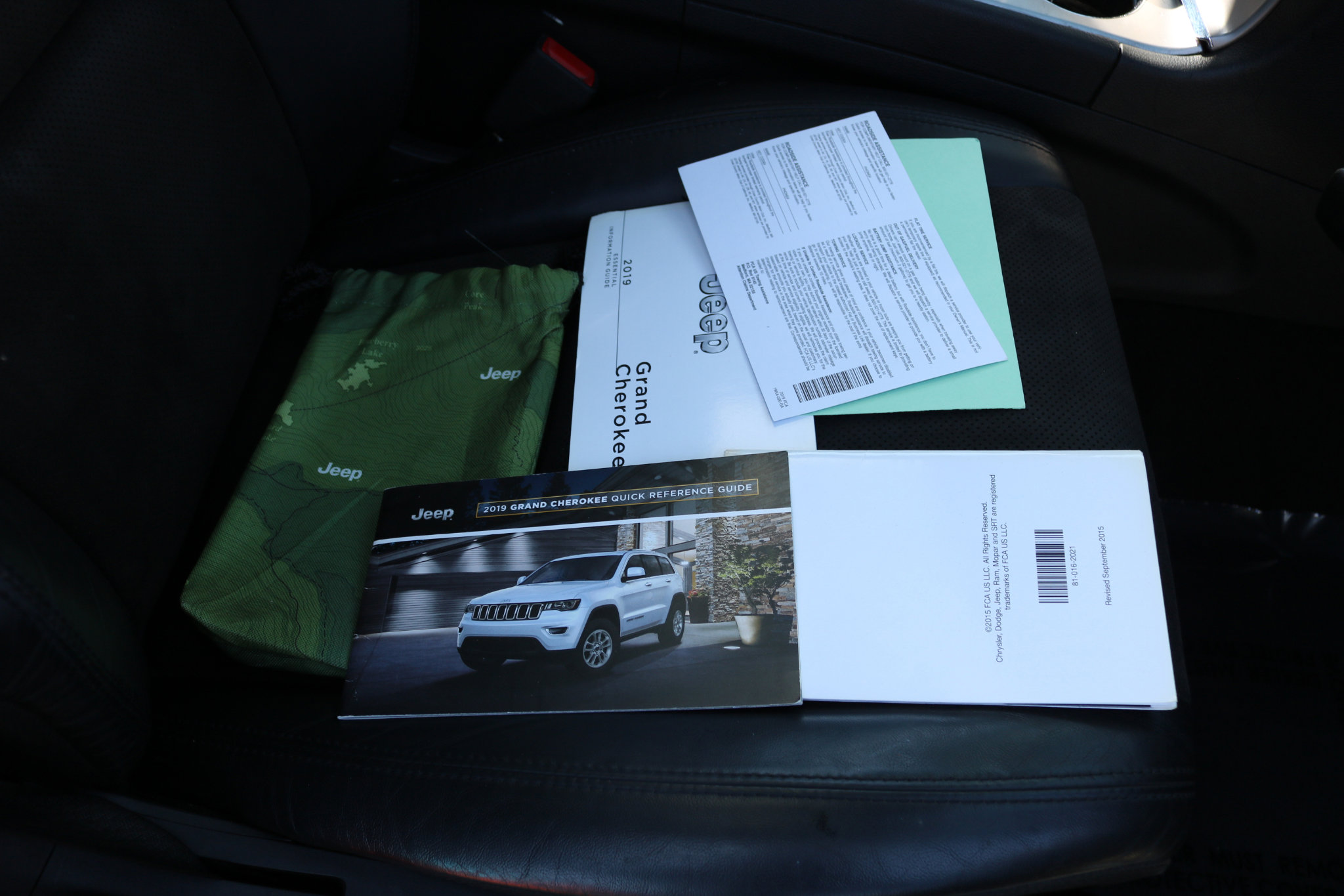 Used 2019 Jeep Grand Cherokee Altitude image 47