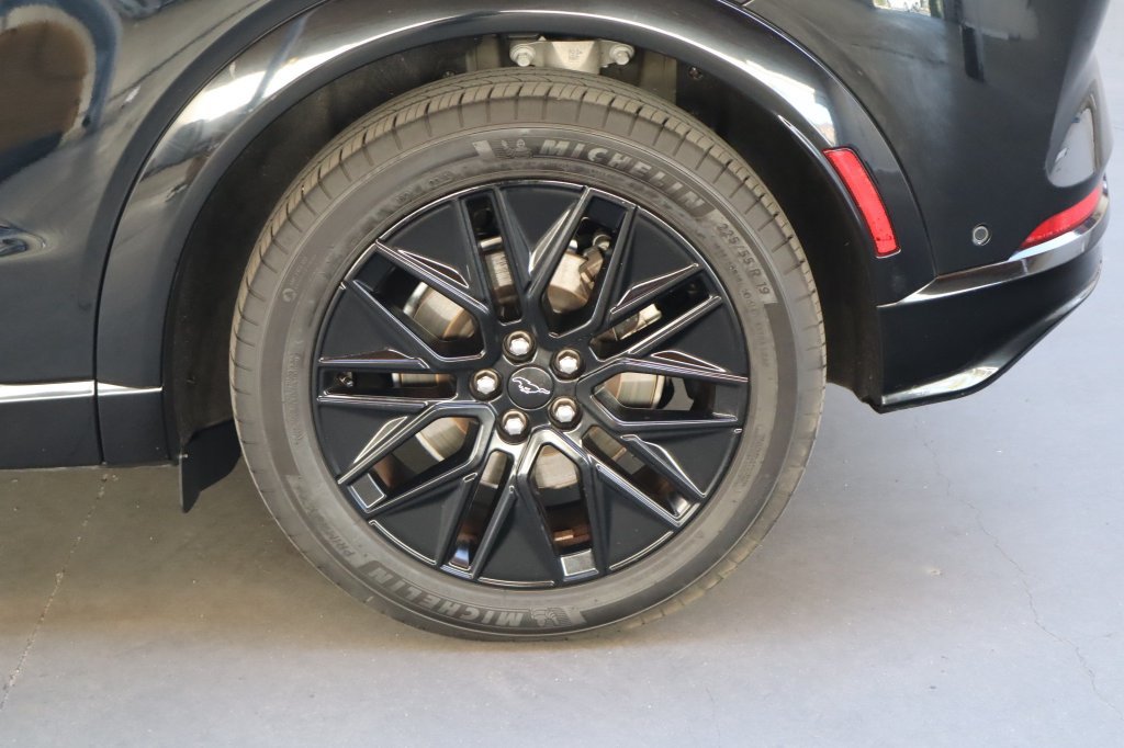 Used 2024 Ford Mustang Mach-E Premium RWD image 12
