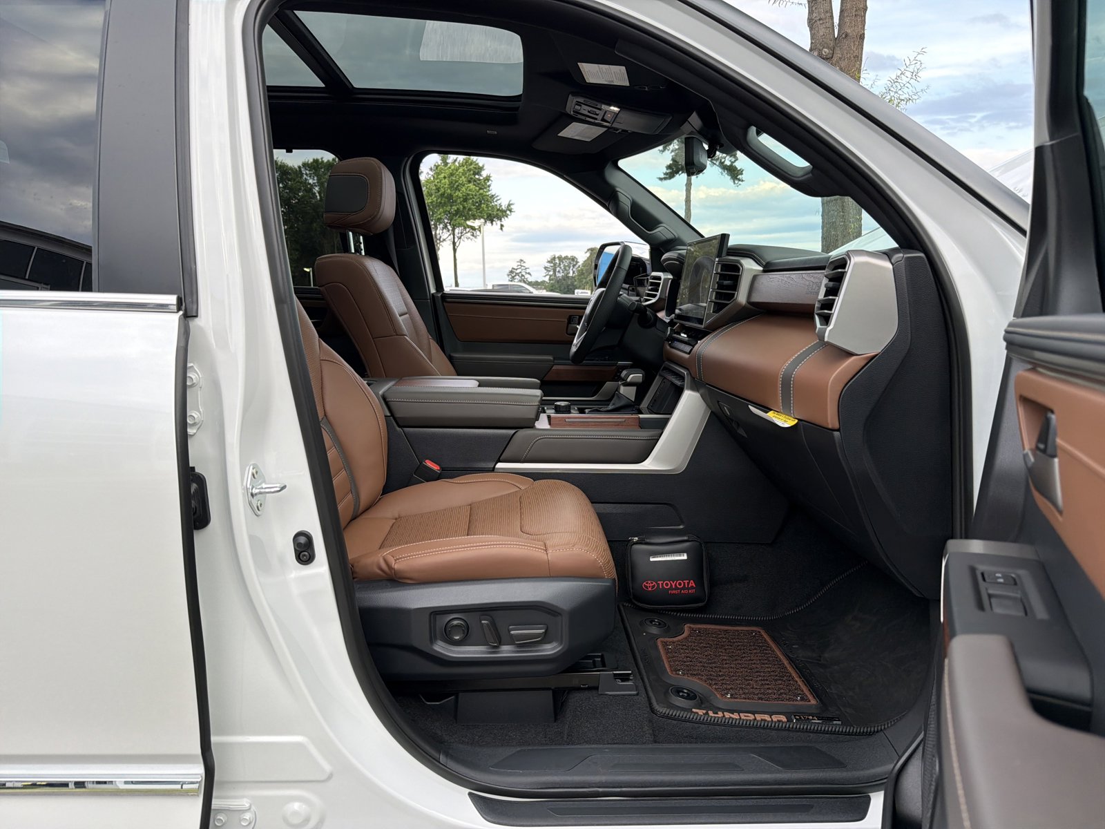 Used 2026 Toyota Tundra 1794 Edition AWD/4WD image 33
