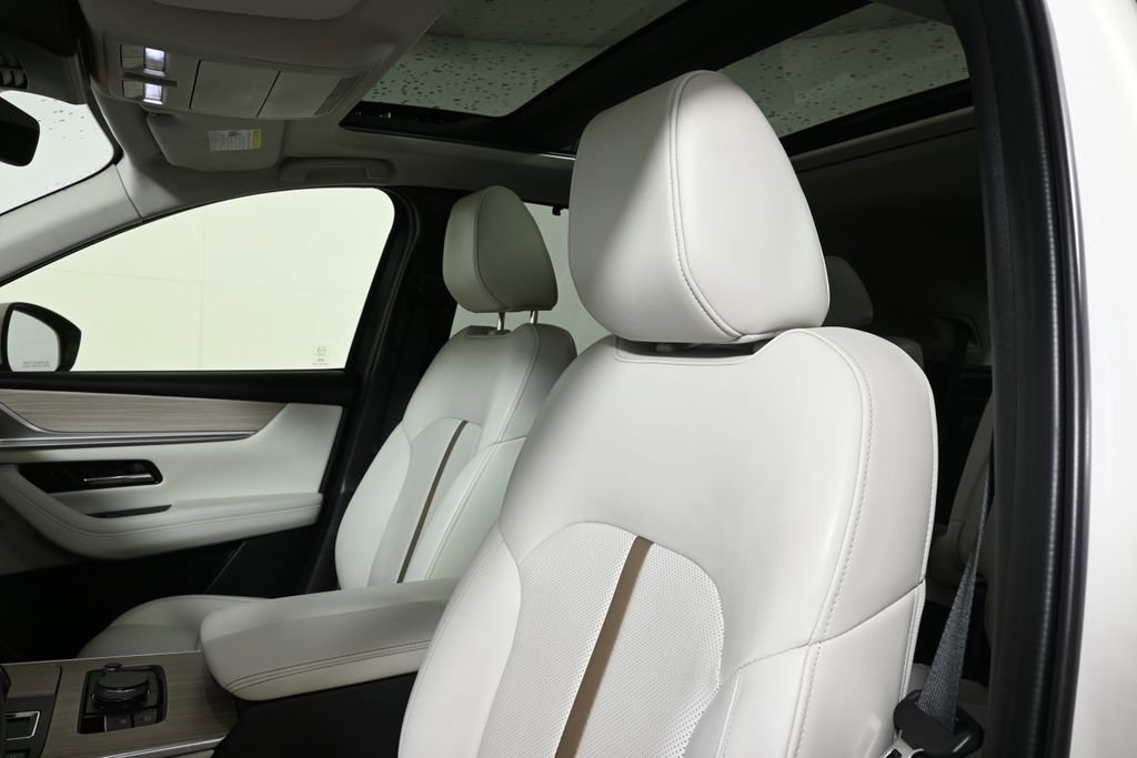 Used 2024 MAZDA CX-90 3.3 Turbo w/ Premium Plus Pkg image 4