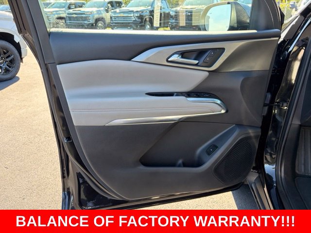 Certified 2026 Chevrolet Traverse LT w/ Driver Confidence Package FWD image 12
