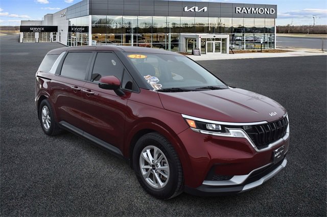 Certified 2024 Kia Carnival LX image 1