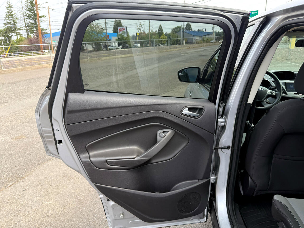 Used 2016 Ford Escape SE image 17