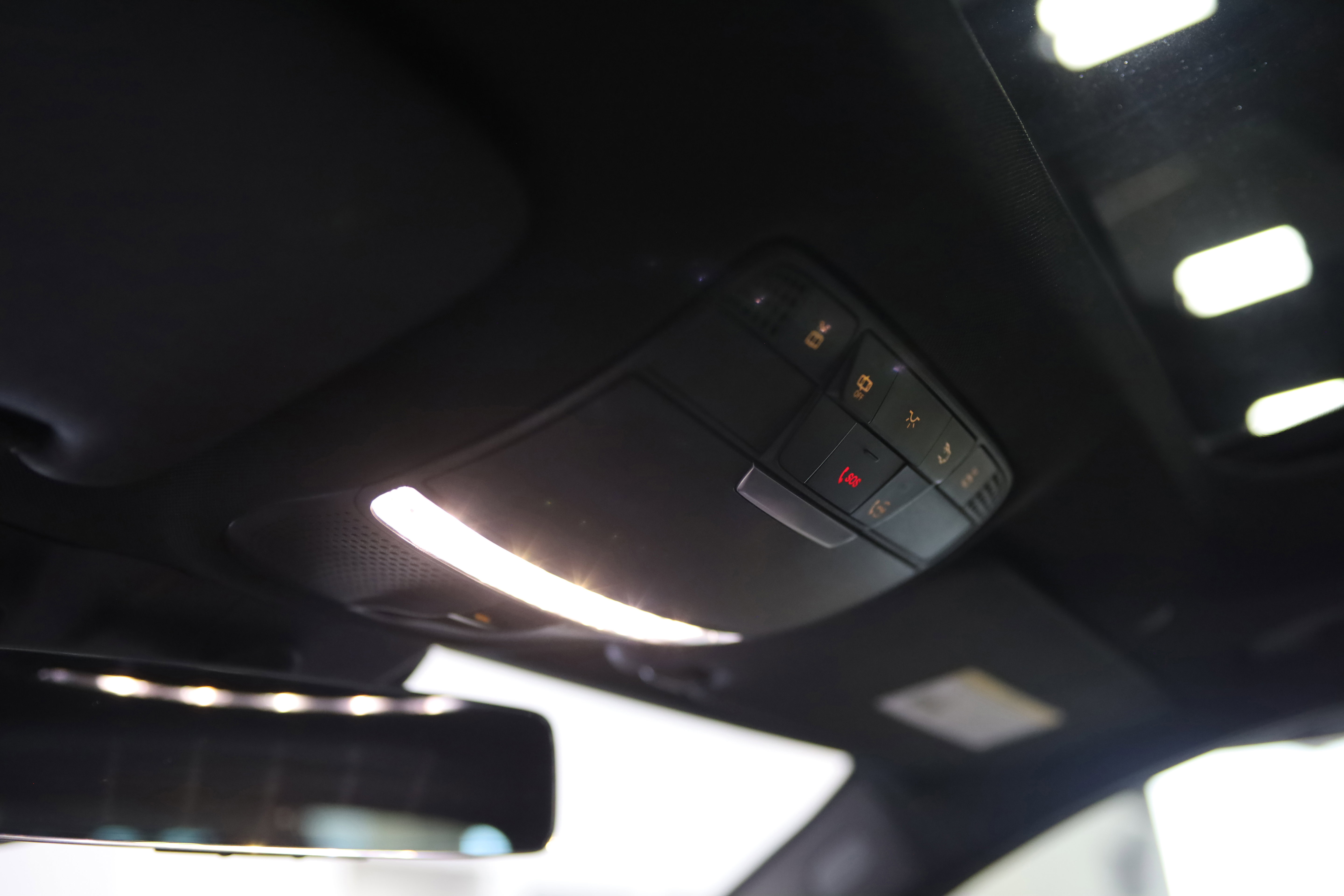 Used 2021 Mercedes-Benz C 43 AMG 4MATIC Sedan image 31