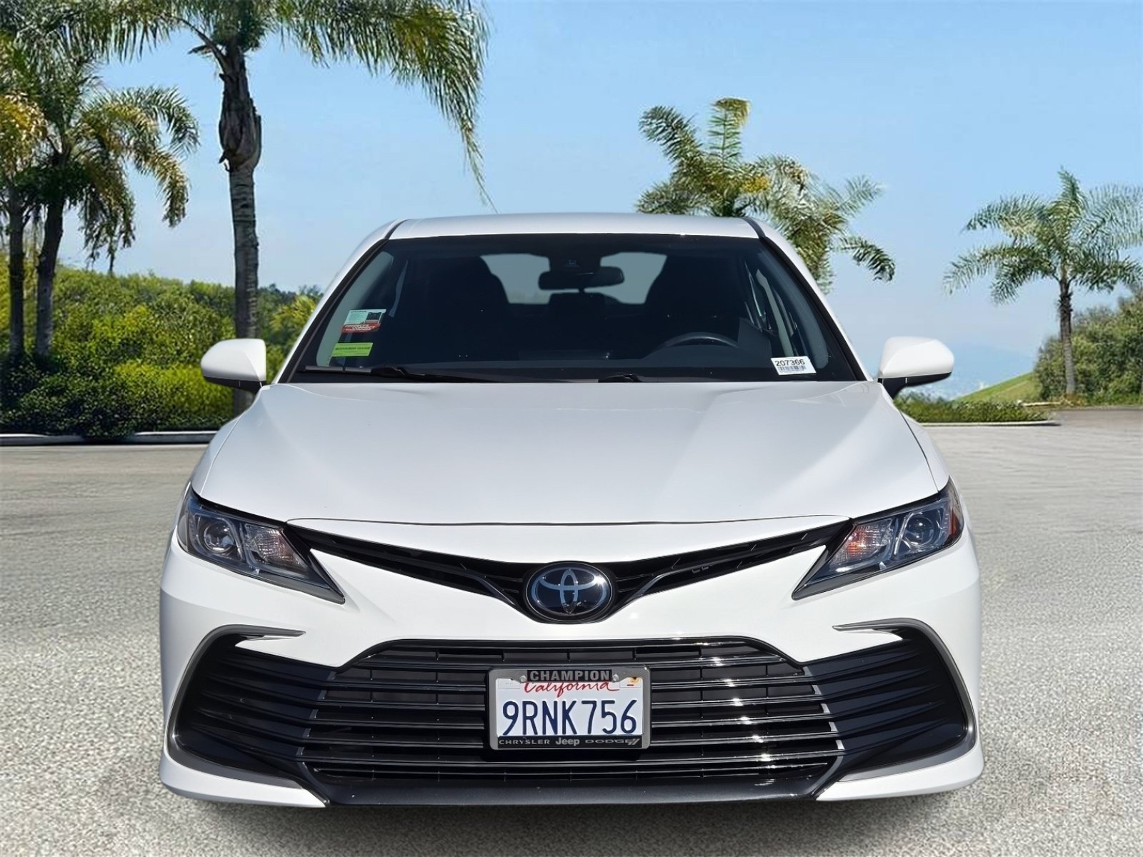 Used 2024 Toyota Camry LE FWD image 3