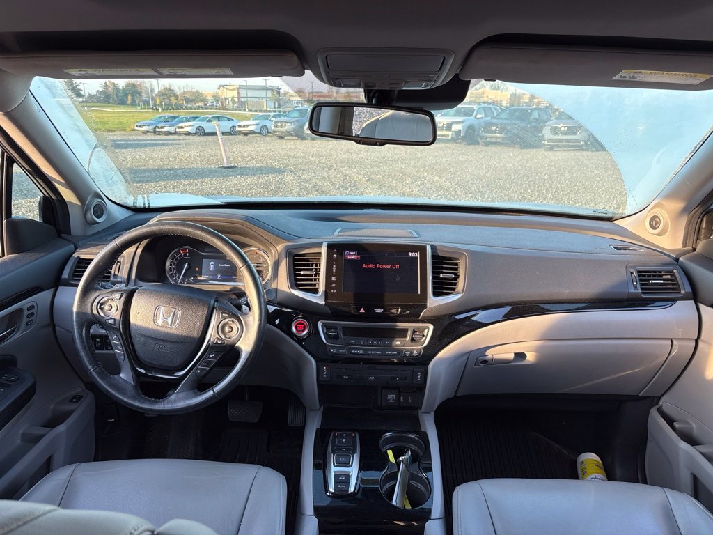 Used 2017 Honda Pilot Touring image 20