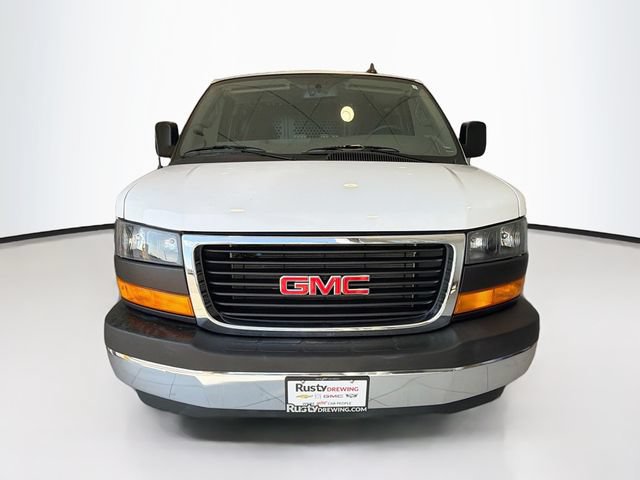 Used 2025 GMC Savana 2500 w/ Driver Convenience Package RWD image 2
