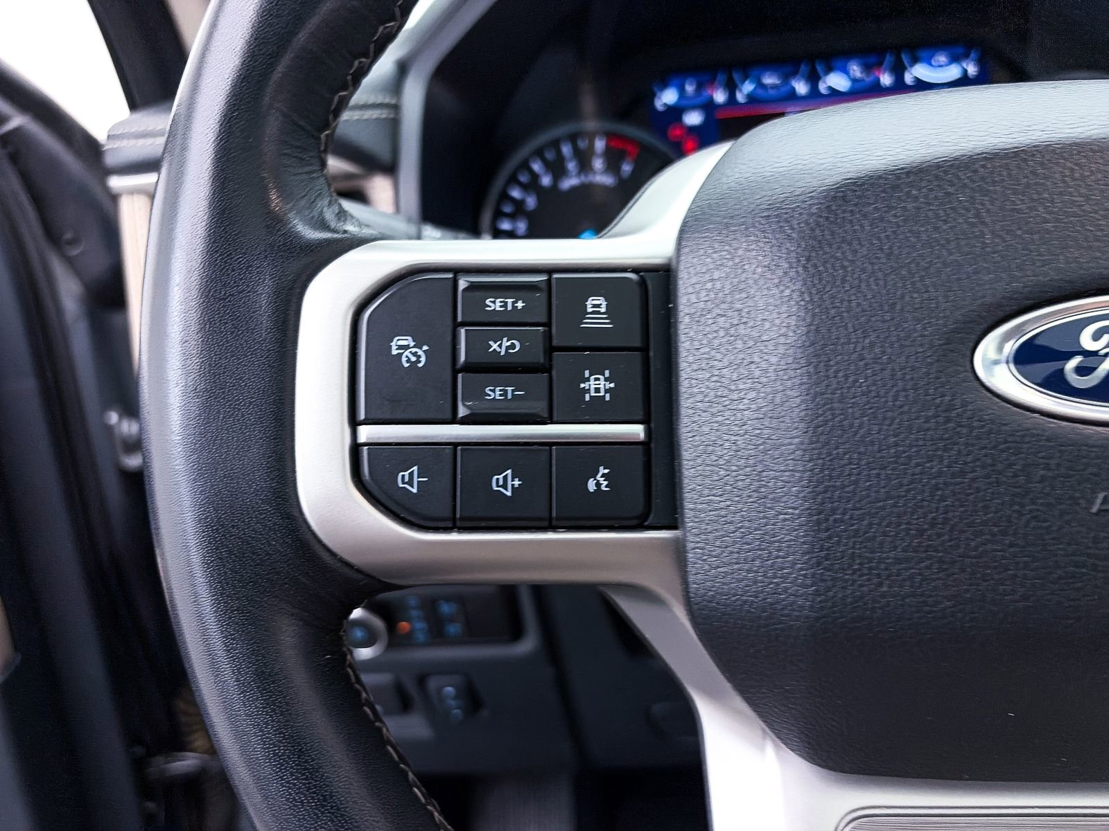 Used 2024 Ford Expedition Max Limited image 35