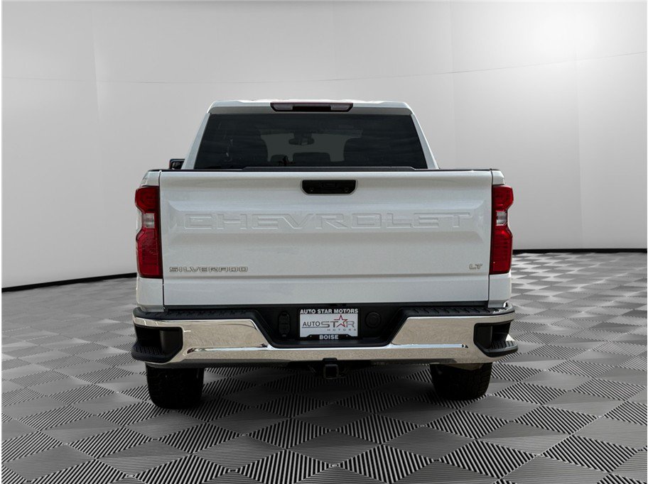 Used 2023 Chevrolet Silverado 1500 LT AWD/4WD image 4