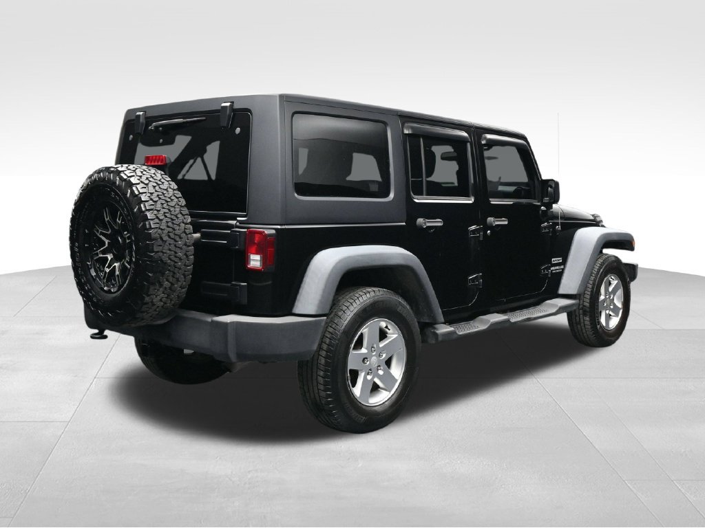 Used 2013 Jeep Wrangler Unlimited Sport AWD/4WD image 5