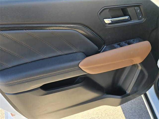 Used 2024 GMC Canyon AT4 w/ Technology Package image 21