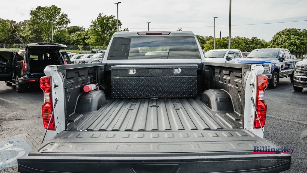 Used 2022 Chevrolet Silverado 2500 LT w/ Convenience Package image 7