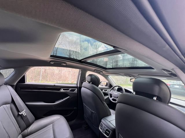 Used 2017 Genesis G80 3.8 w/ Option Group 02 image 31