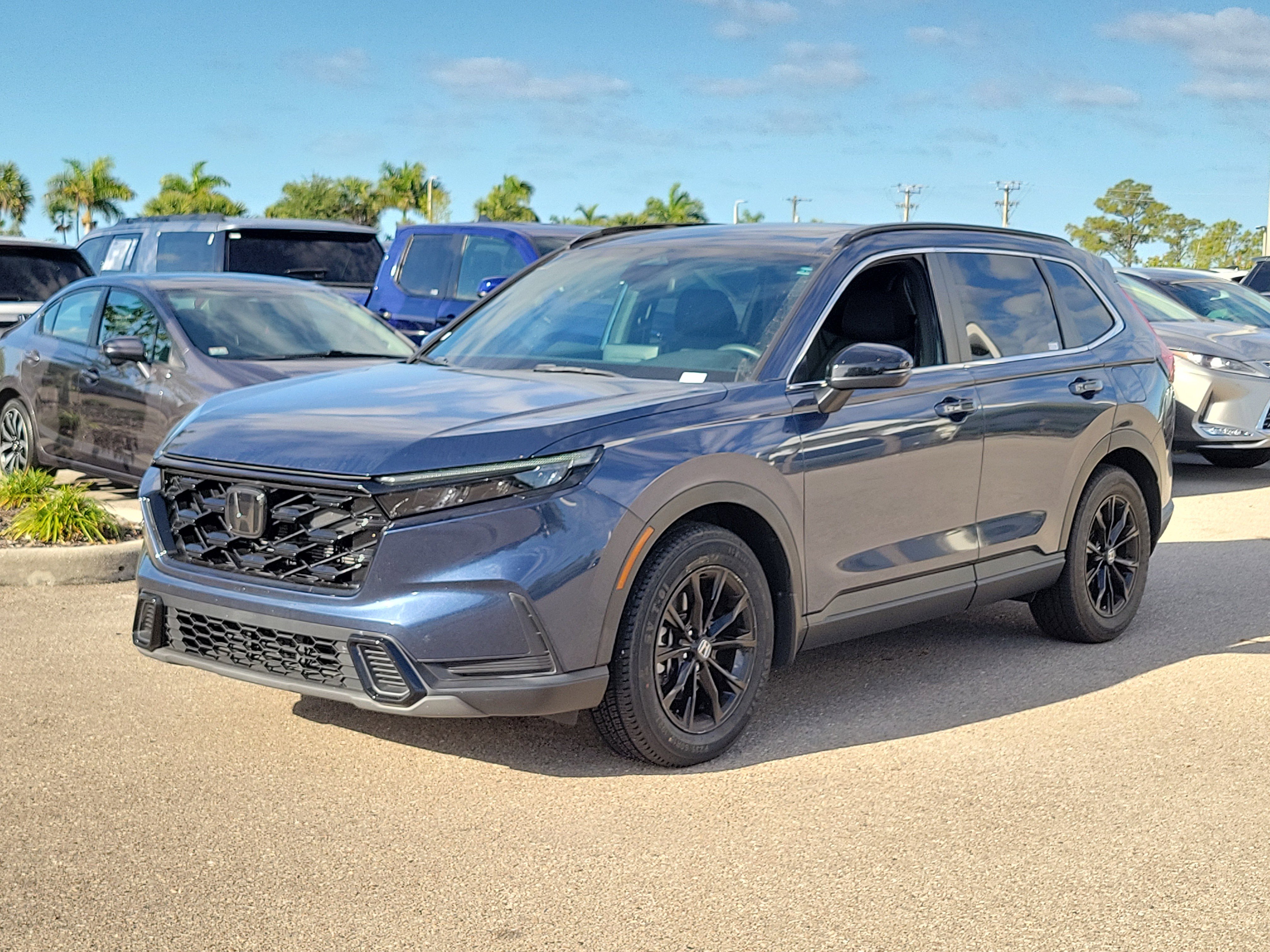 Used 2023 Honda CR-V Sport image 3