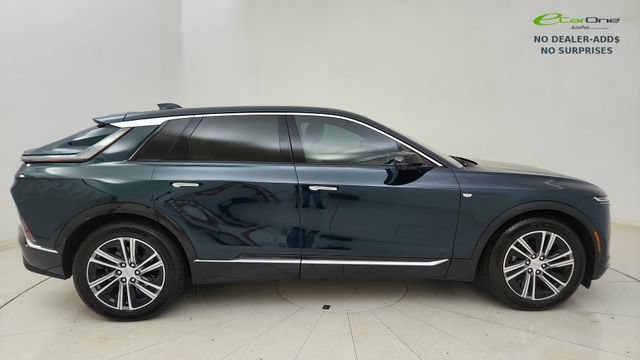 Used 2024 Cadillac Lyriq Luxury RWD image 6