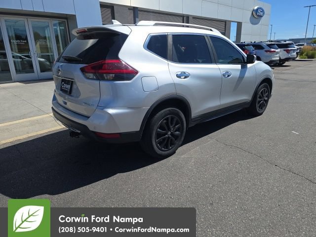Used 2019 Nissan Rogue SV AWD/4WD image 6
