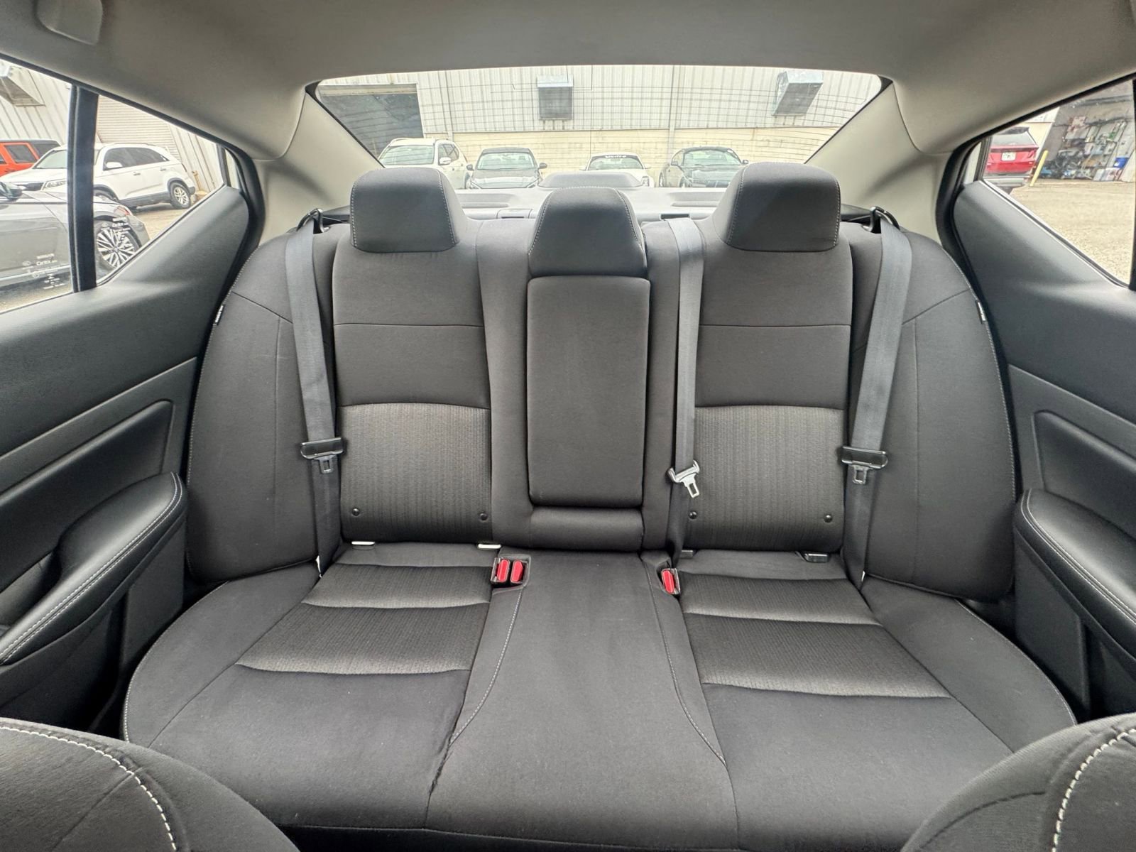 Used 2025 Nissan Altima 2.5 SV image 38