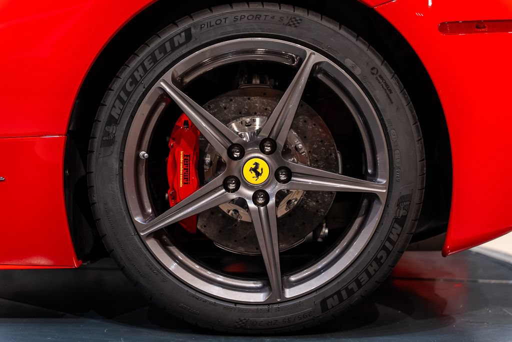 Certified 2014 Ferrari 458 Spider RWD image 14