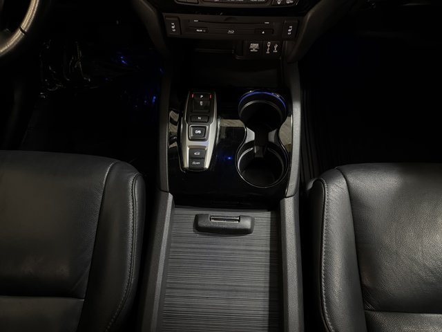 Used 2017 Honda Pilot Touring image 33