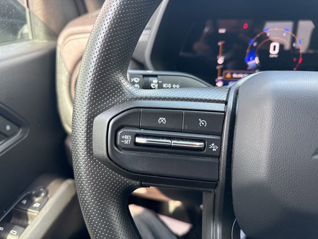 Used 2023 Chevrolet Colorado Trail Boss w/ Technology Package image 14