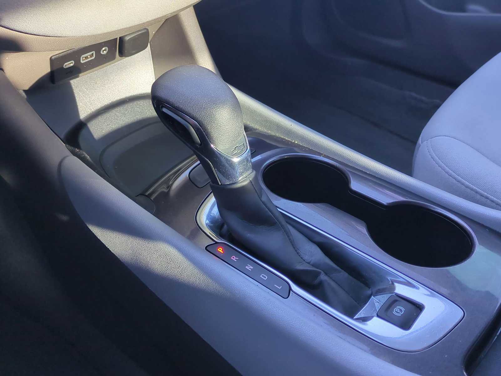 Used 2023 Chevrolet Malibu LS image 16