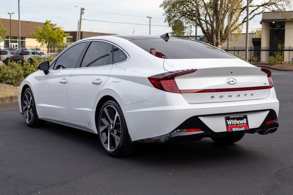 Certified 2023 Hyundai Sonata SEL Plus w/ Winter Weather Package image 9