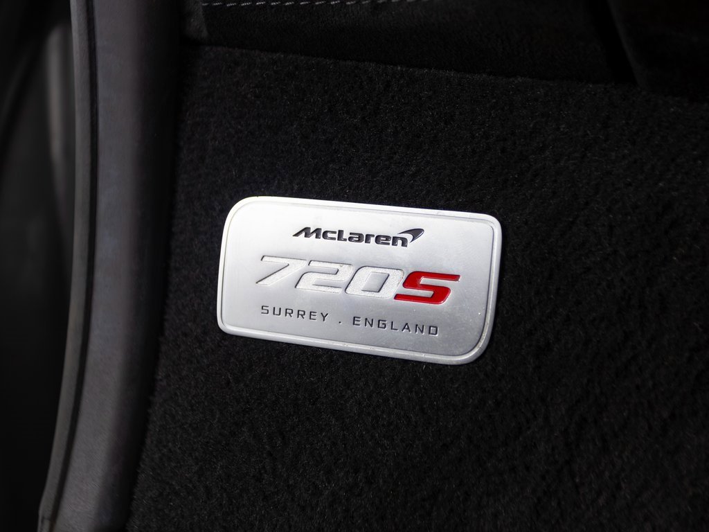 Used 2022 McLaren 720S Performance image 18