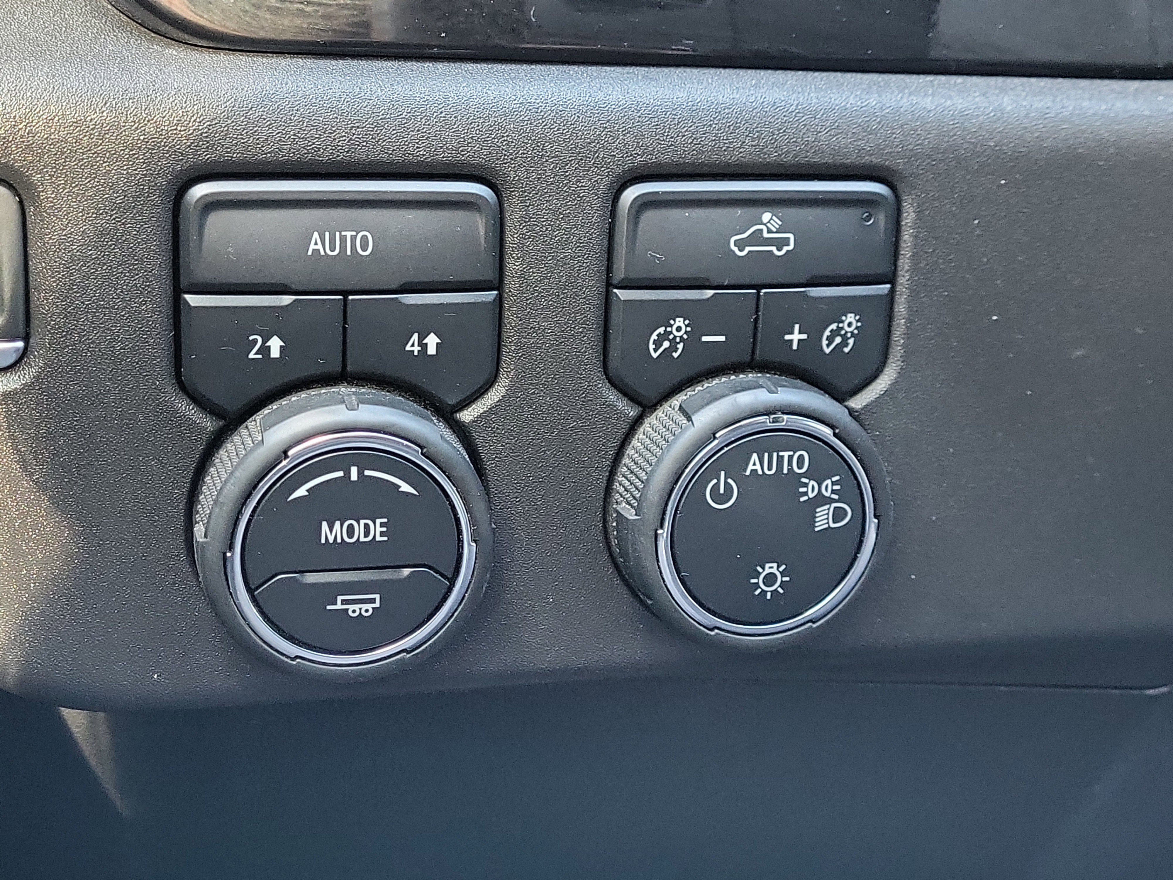 Certified 2025 Chevrolet Silverado 1500 LT image 29