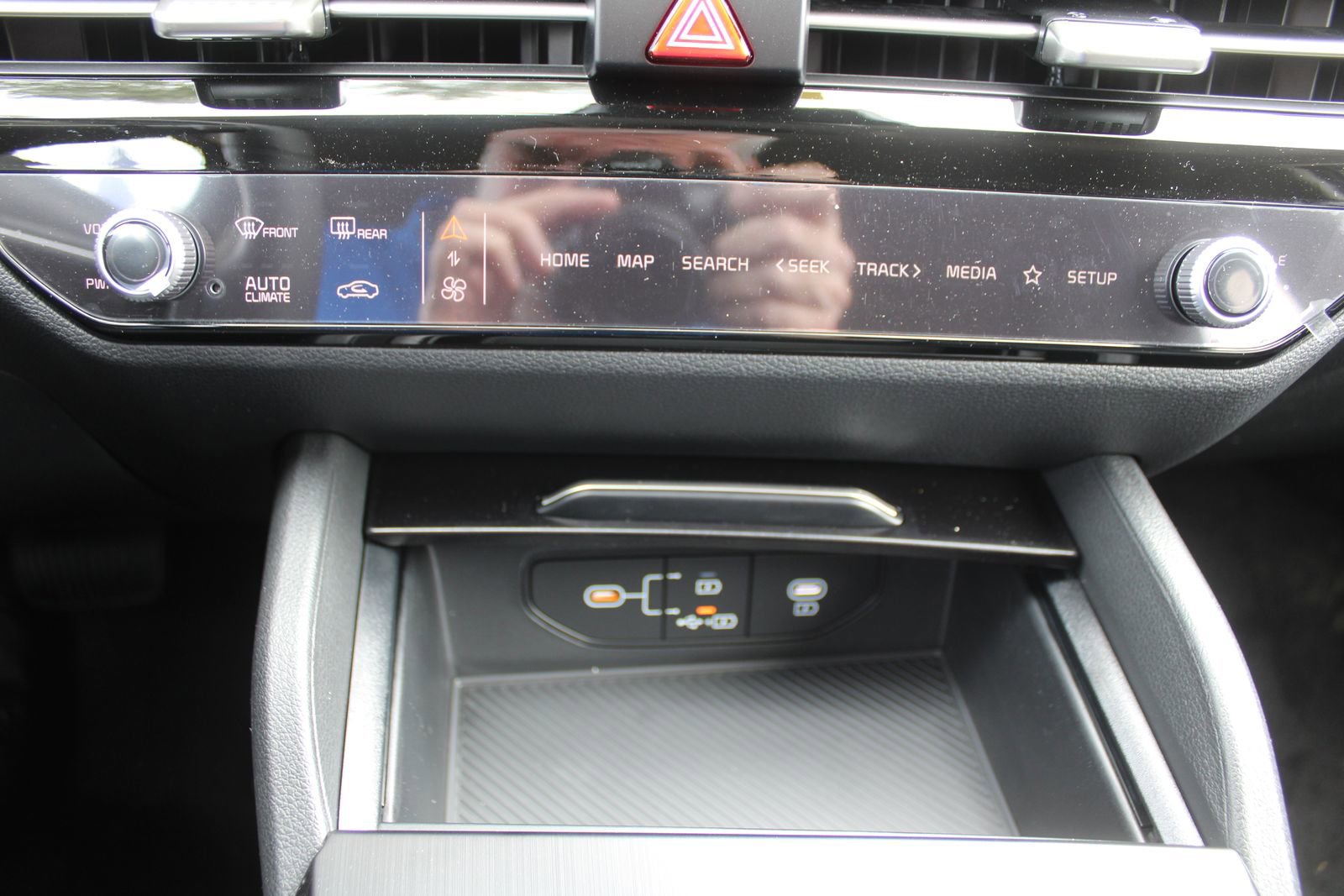 New 2026 Kia Sportage LX FWD image 37