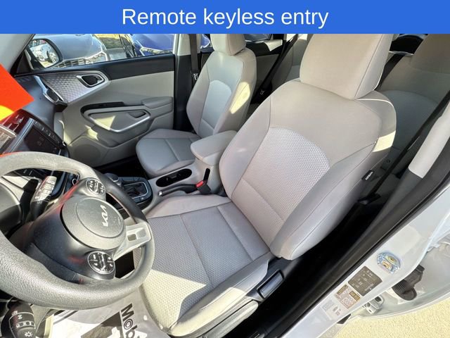 Certified 2023 Kia Soul LX w/ LX Technology Package image 14