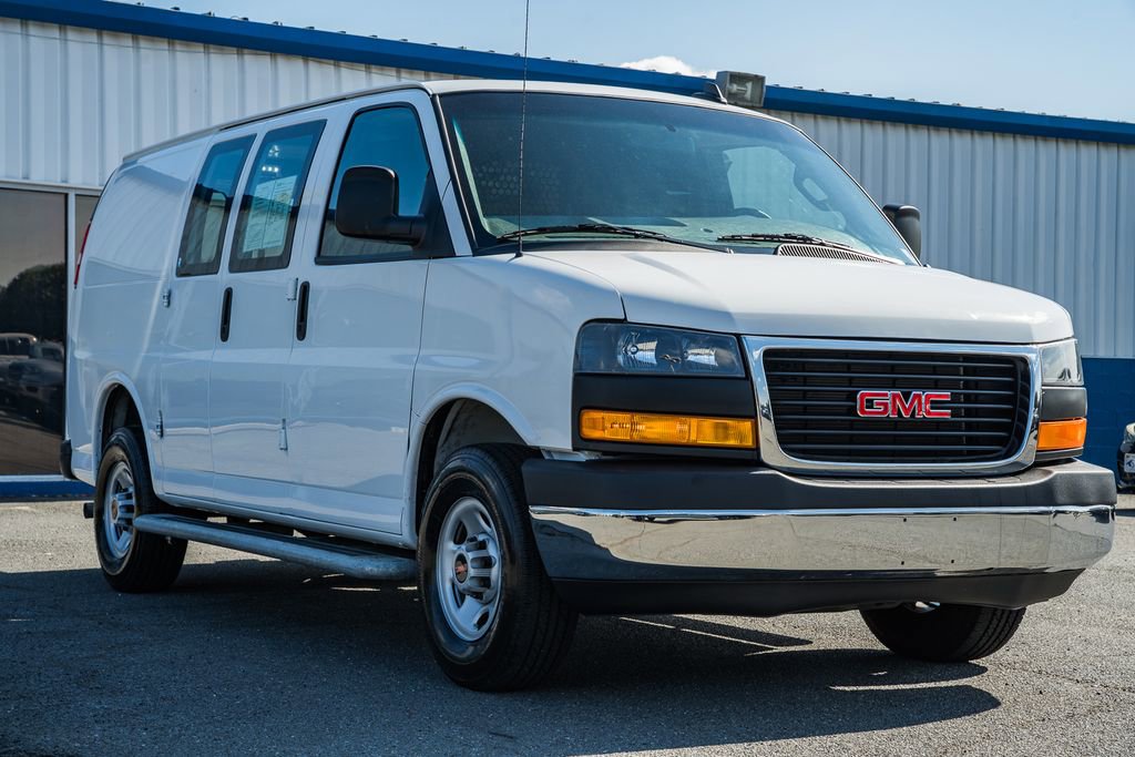 Used 2024 GMC Savana 2500 w/ Driver Convenience Package RWD image 1