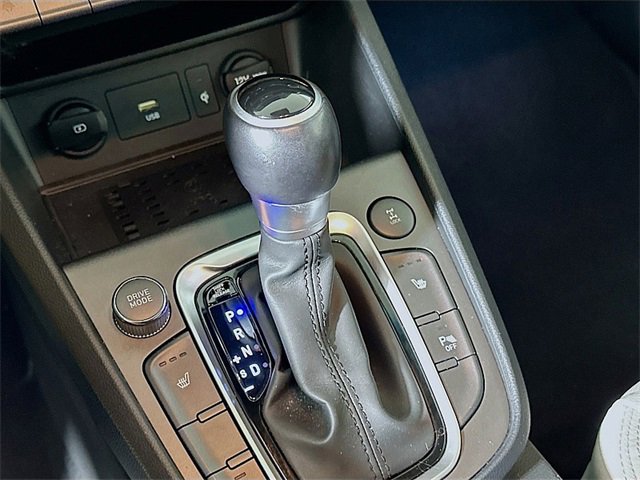 Used 2022 Hyundai Kona Limited image 19