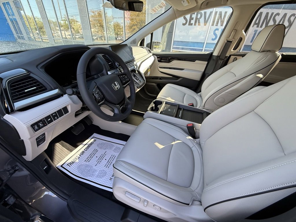 New 2026 Honda Odyssey Touring image 11