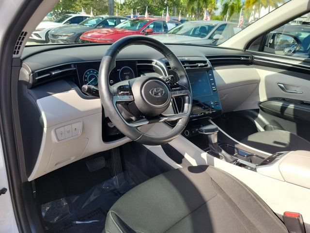 Certified 2022 Hyundai Tucson SEL w/ Convenience Package FWD image 15