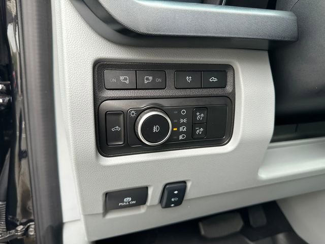 Used 2024 Ford F350 Limited w/ FX4 Off-Road Package image 11