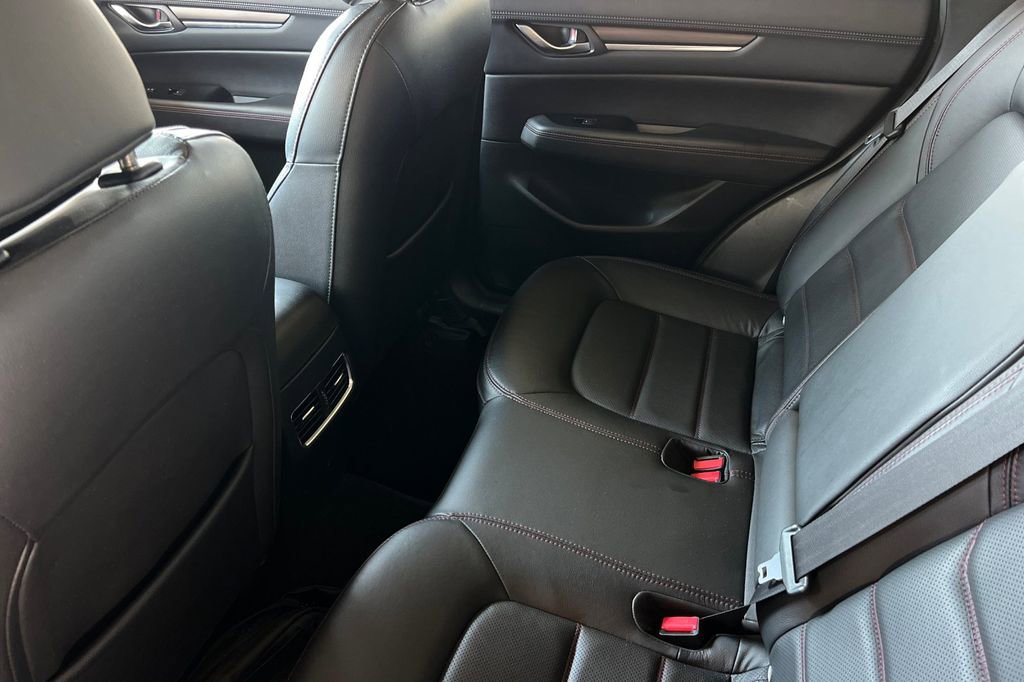 Certified 2024 MAZDA CX-5 Carbon Edition image 15