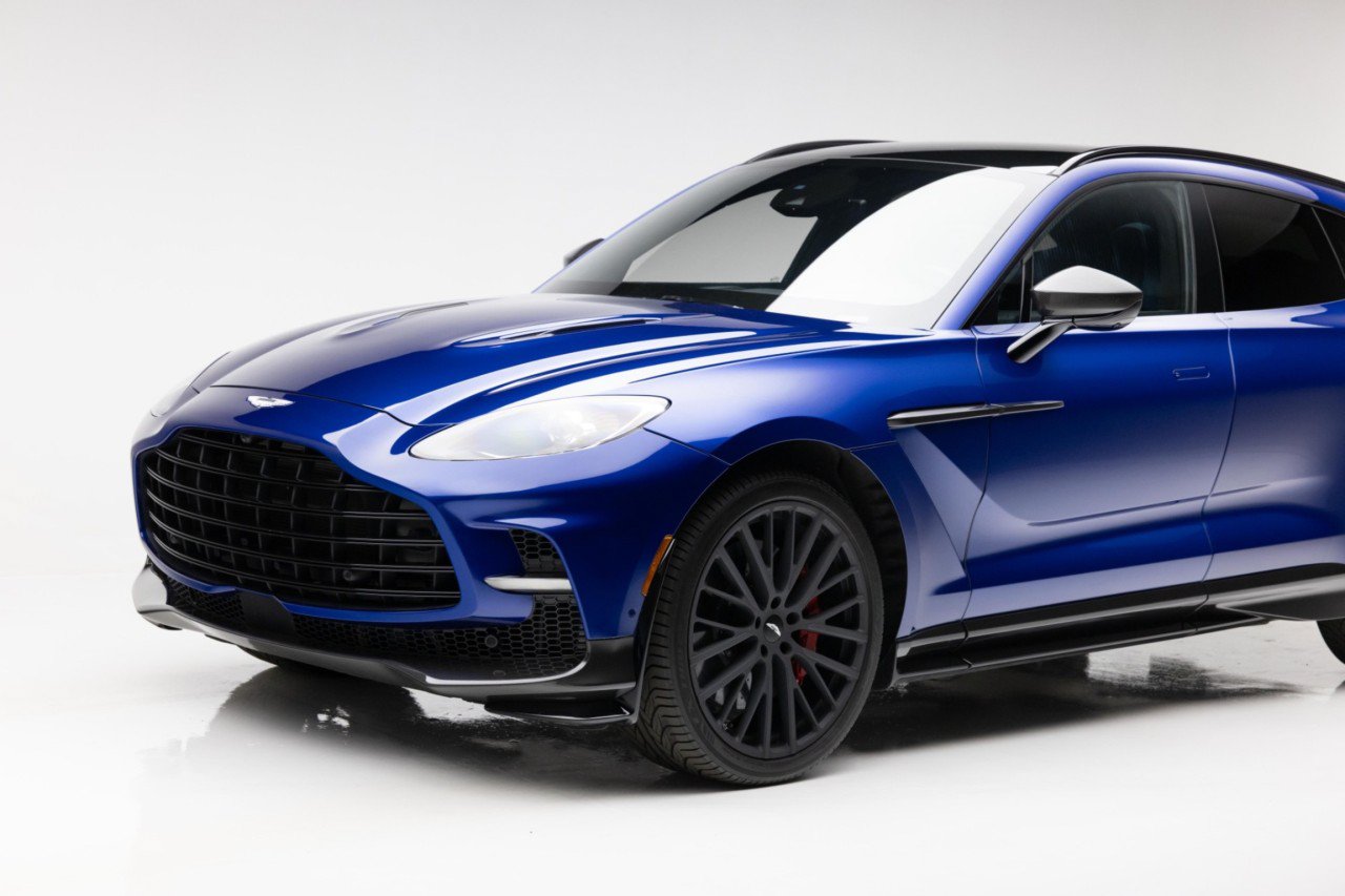 Used 2023 Aston Martin DBX 707 AWD/4WD image 33