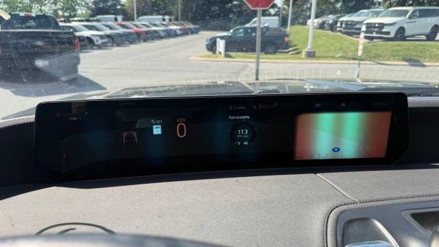Used 2025 Ford Expedition Max Platinum AWD/4WD image 18