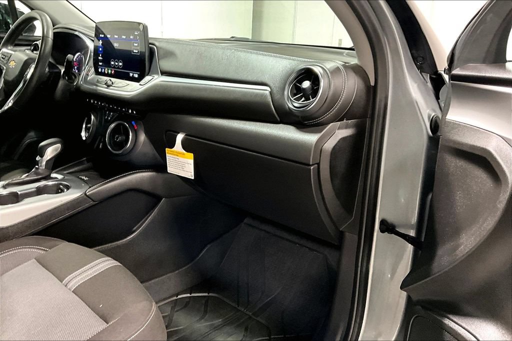 Used 2024 Chevrolet Blazer LT w/ Redline Edition FWD image 19