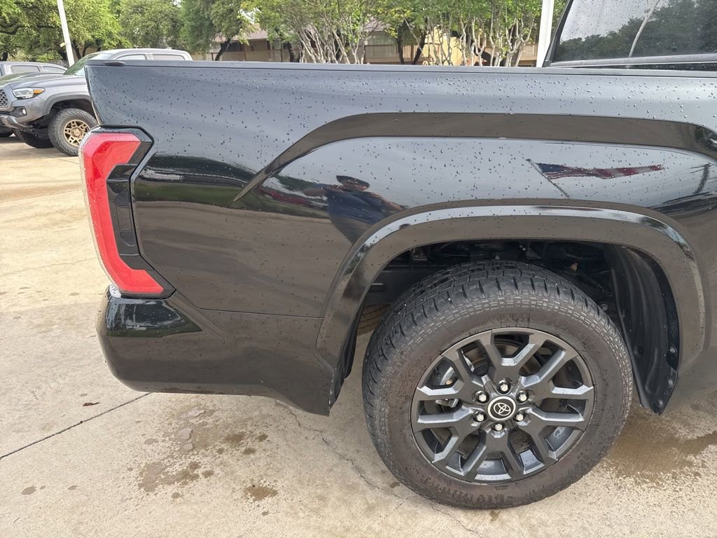 Used 2023 Toyota Tundra Platinum w/ Advanced Package image 17