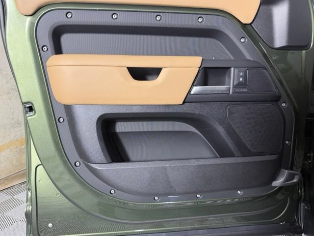 New 2026 Land Rover Defender 130 S AWD/4WD image 13