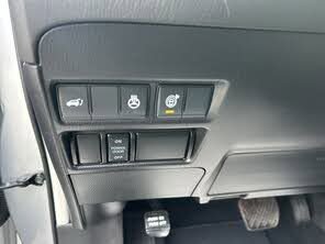 Used 2024 Nissan Armada SL w/ Captain's Chairs Package image 24