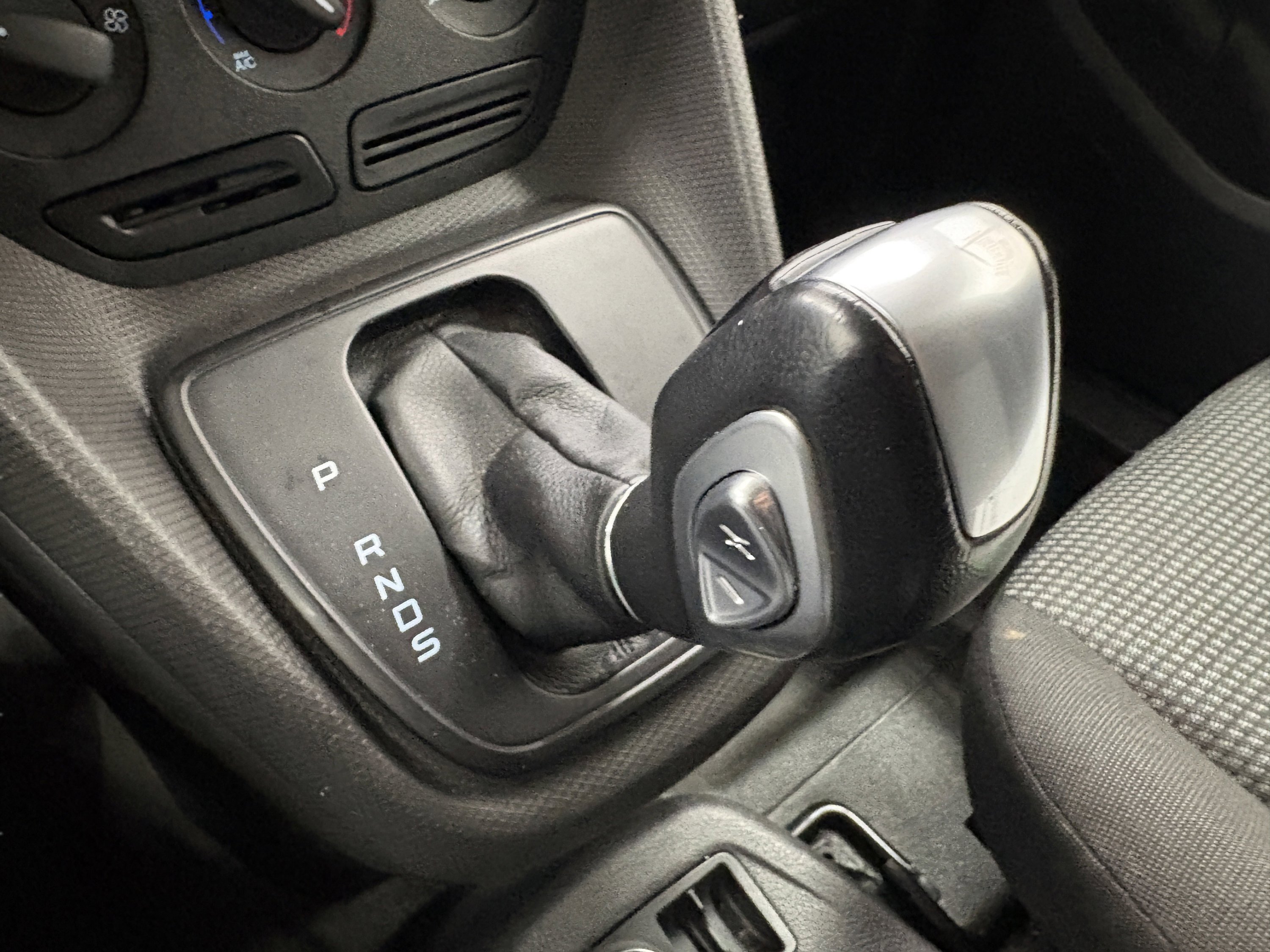 Used 2016 Ford Transit Connect XL image 20