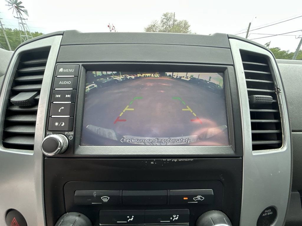 Used 2019 Nissan Frontier SV image 18